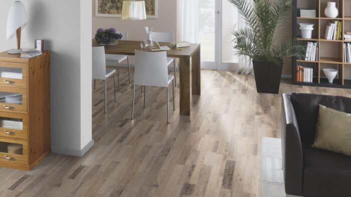 Parchet Laminat Old Wood Mix Beige B04 amenajare living