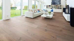 Parchet Laminat T10 Oak Whisky Lounge amenajare living