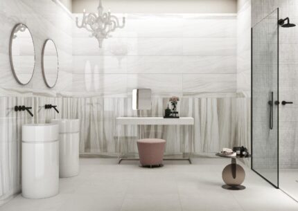 Amenajare baie cu faianta lucioasa Castle Pearl 33,3x100 Treasure Pearl 106x100 cm