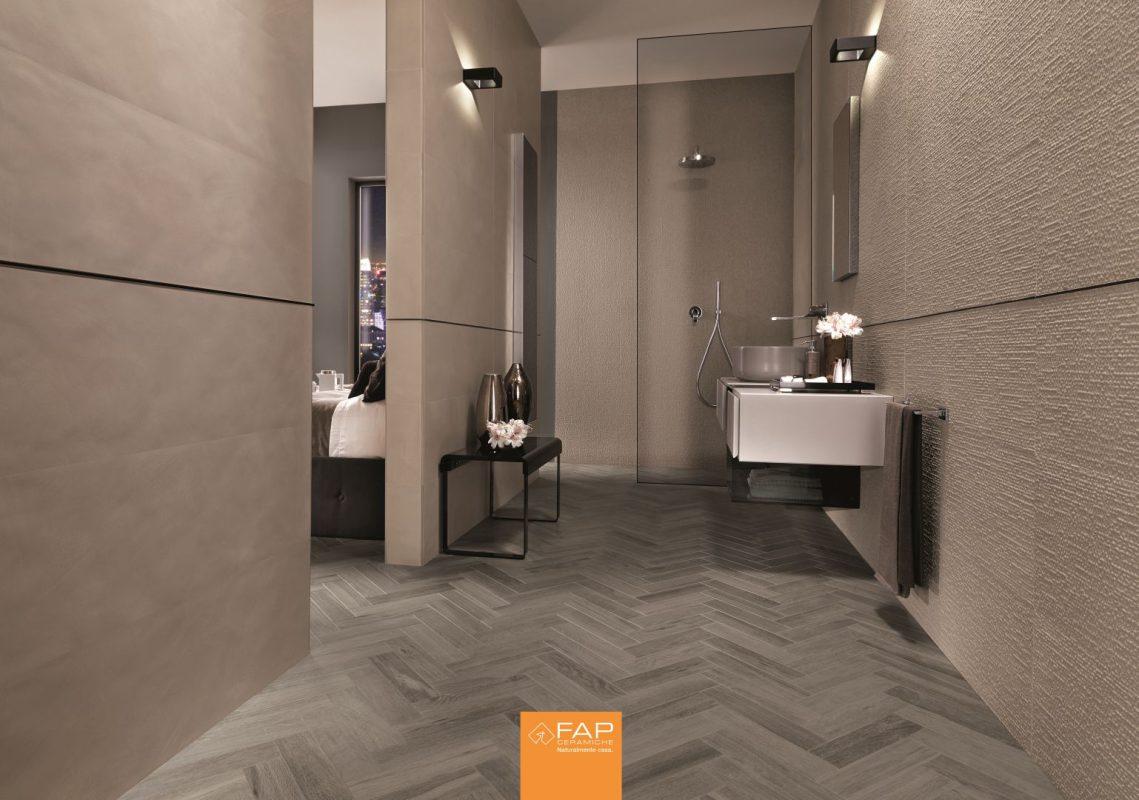 Baie Mare cu Faianta Colornow Dot Tortora si Gresie tip Parchet Herringbone