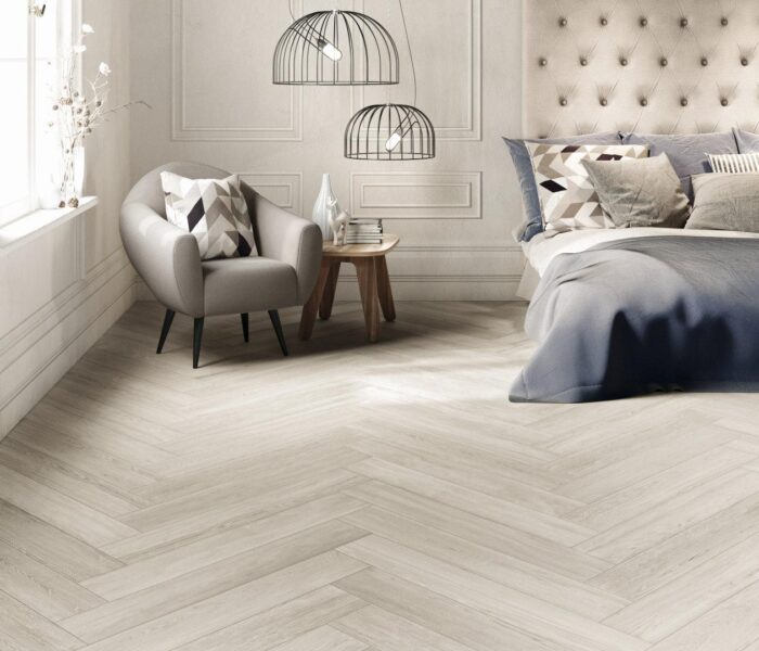 gresie portelanata aspect lemn Craftsman White 20x120 cm amenajare dormitor