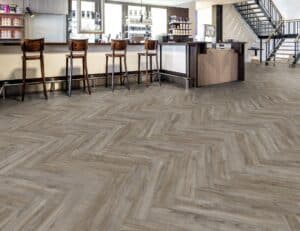Parchet Laminat Herringbone Oak Cave Y03 665x133x10 mm amenajare pub spatiu modern