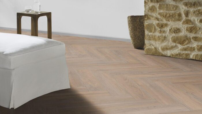 Parchet Laminat Herringbone Oak Fort Y09 665x133x10 mm amenajare living