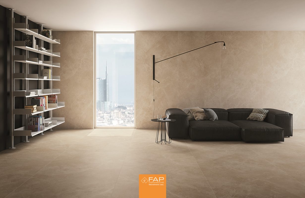 Amenajare living cu gresie portelanata placi mari bej FAP MAXXI