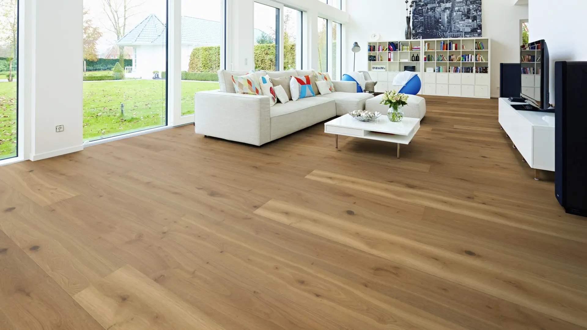 Parchet_triplustratificat_din_lemn_Stejar_Montmartre_2390x200x14mm_pardoseala_living_TH_Gada_Ceramic_Bucuresti Parchet Triplustratificat Stejar Montmartre Uleiat - imagine 4